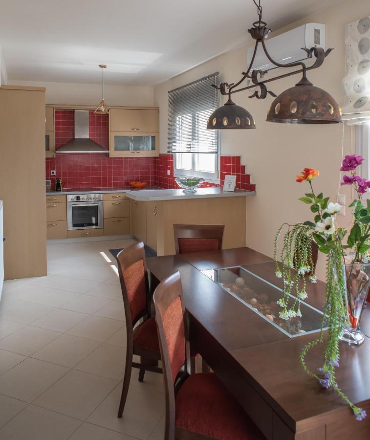 Holiday Lefkas Moonlight Luxury Appartments Nikiana Luaran gambar